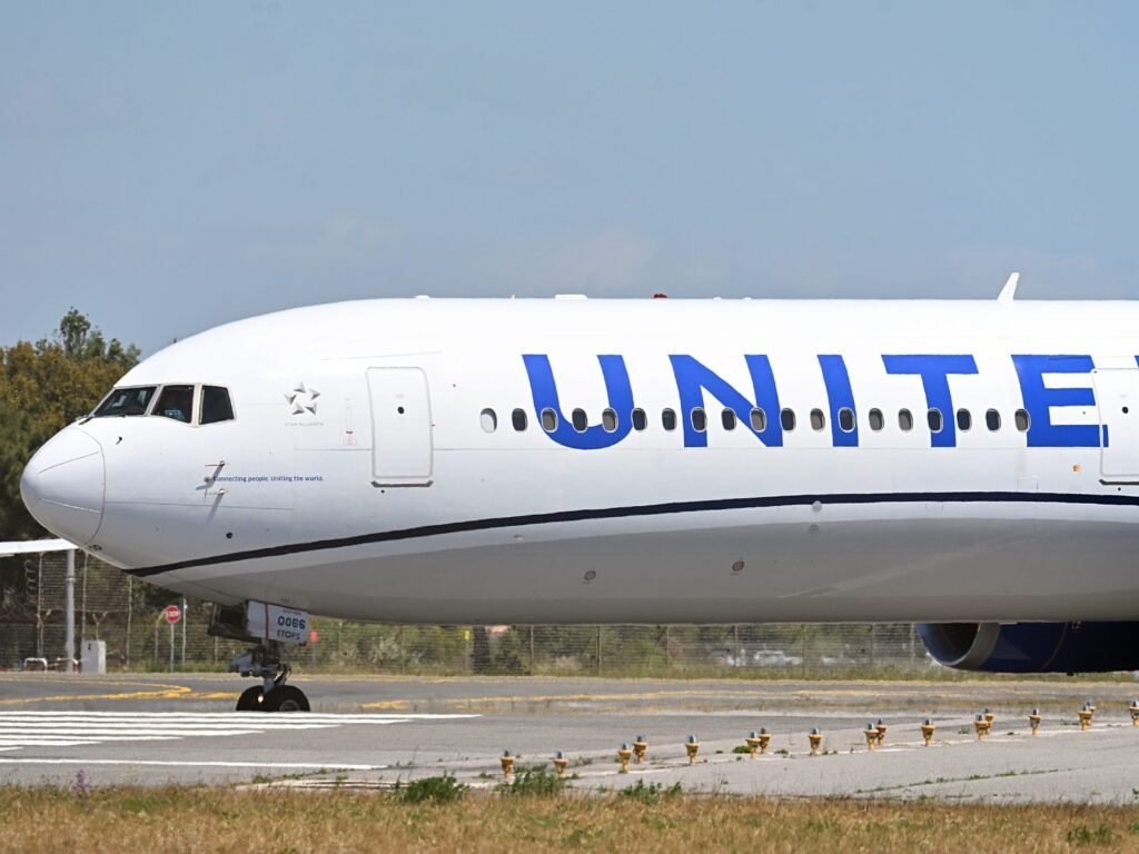 United Airlines flights delayed nationwide after 'technology issue'