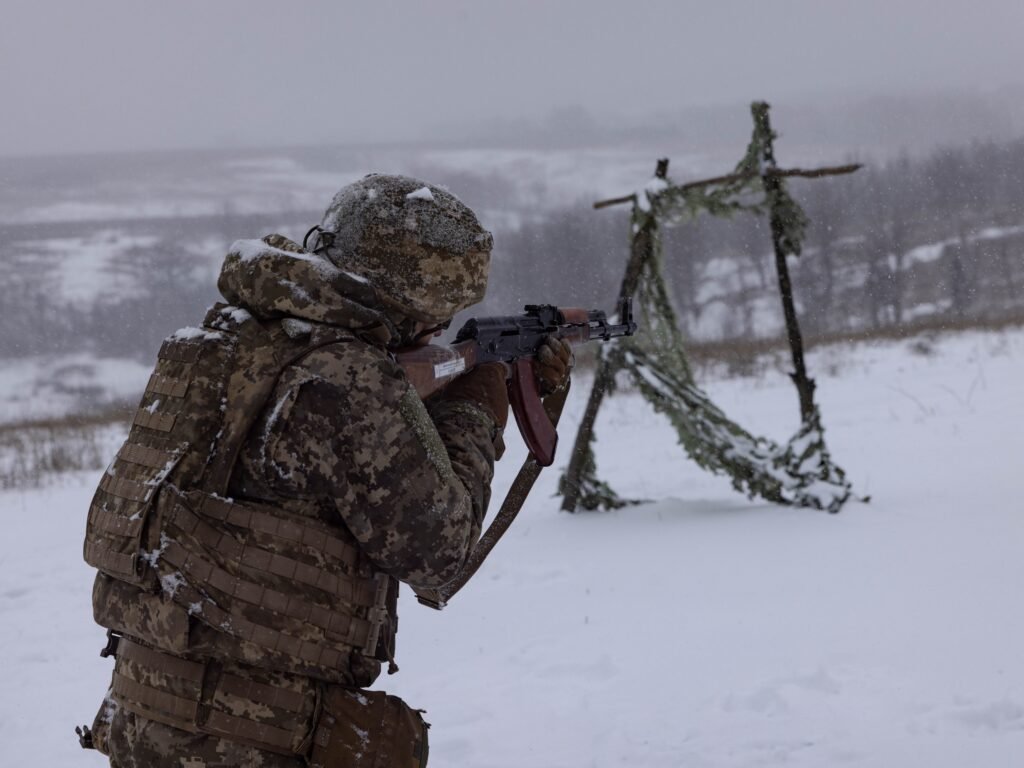 Ukrainian infiltration missions get a lot harder when winter strips away their cover, special operator says