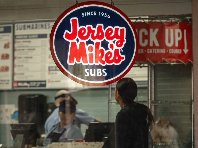 4 takeaways from Jersey Mike's IPO filing, from a $41 million jet to plans to quadruple stores