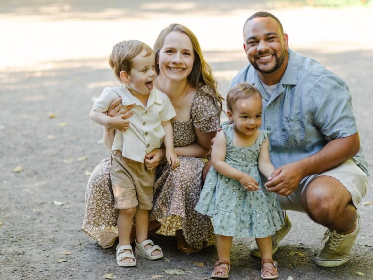 A millennial retired early by investing in real estate and one index fund. He explains why he likes owning both assets.
