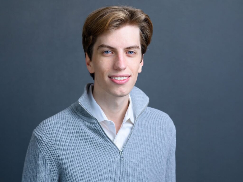 Meet the Gen Z AI whiz at the center of a hedge fund meltdown