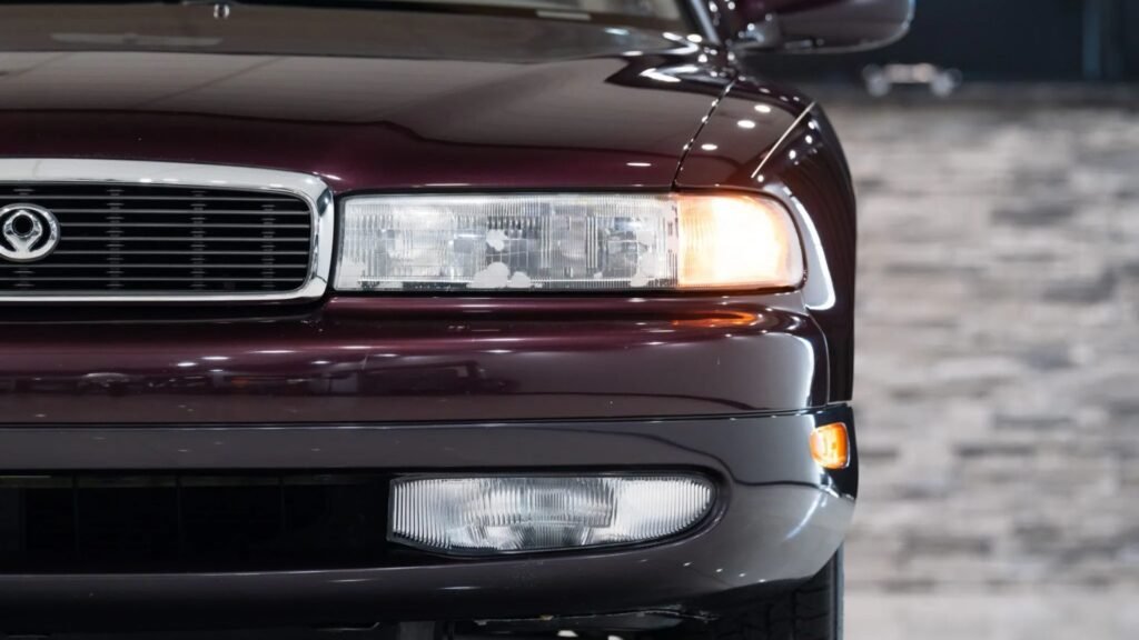 Mazda Built A Lexus LS400 Rival, And It's A Big Old Luxury Barge Bargain