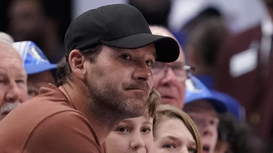 Tony Romo on leave from CBS Sports after arrest in Wisconsin