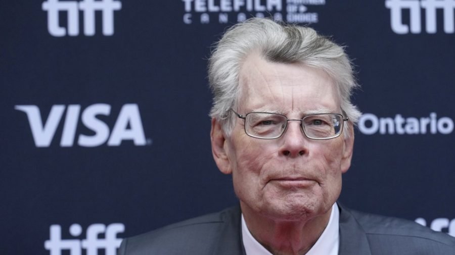 Stephen King deletes post defending Platner