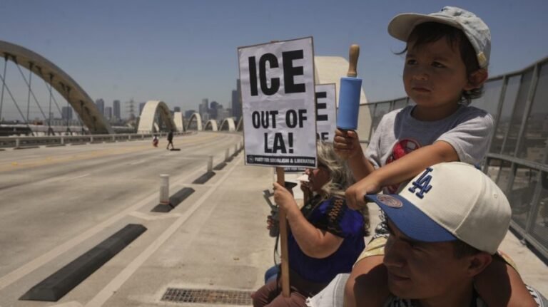 Immigration officers called Latinos racial slurs during stops: Video