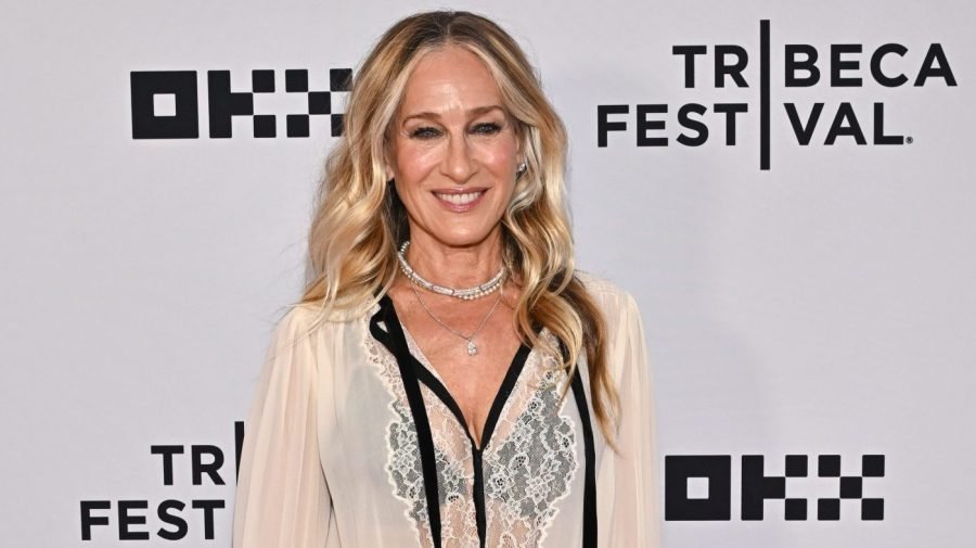 Celebrities counter Trump's America 250 rhetoric with ‘On Tyranny’ reading 