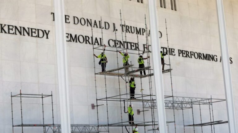 Senate Democrat expands probe into Kennedy Center spending