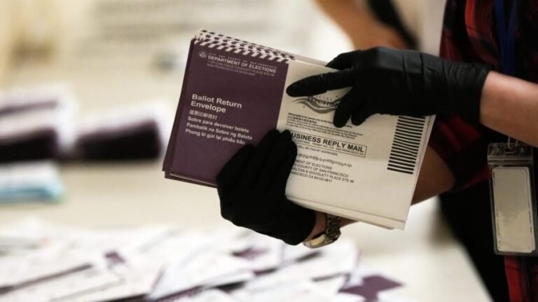 Appeals court narrows setback for Trump USPS mail-in ballot policy
