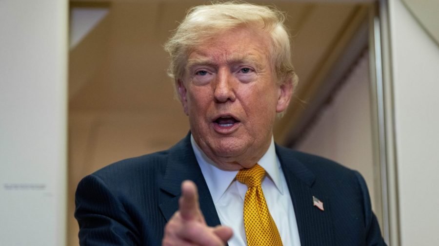 Trump tells reporter she'll be killed if Iran strikes Air Force One: 'If I go, you go'