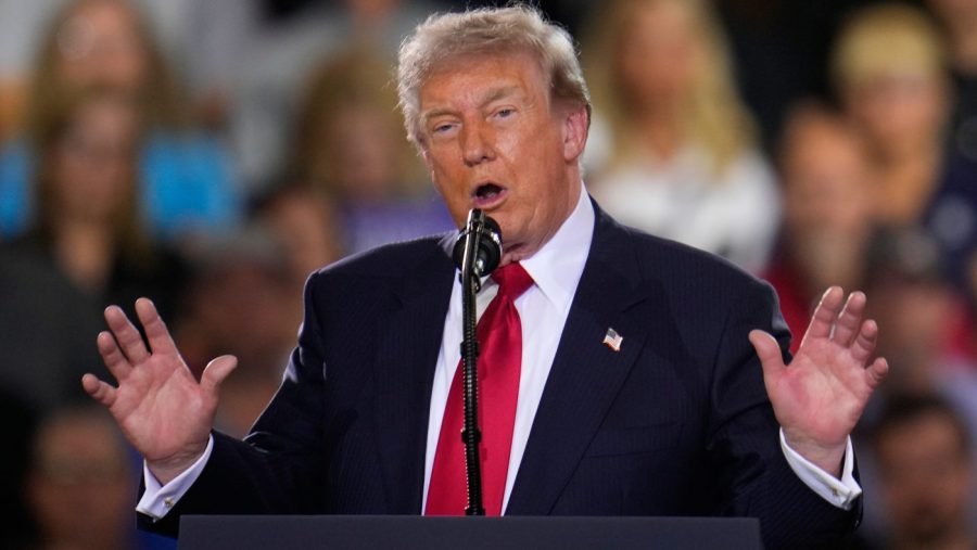 Trump sounds communism alarm in Michigan but doesn't mention El-Sayed