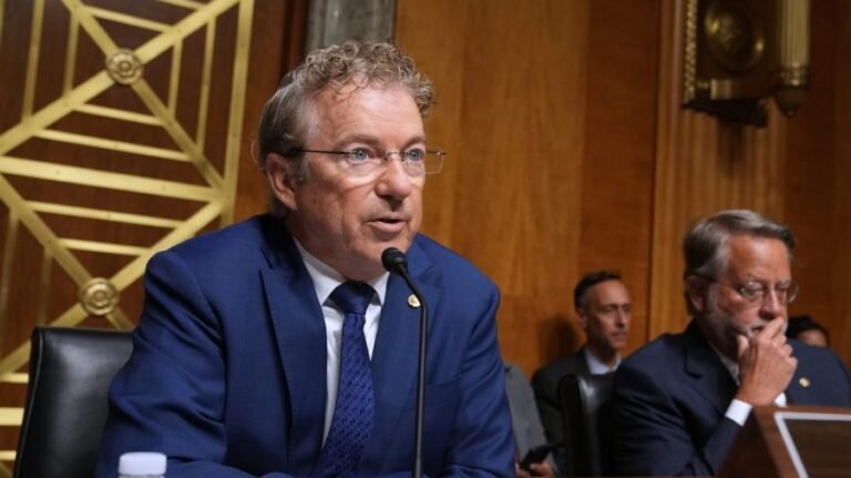 Paul has one of Fauci's attorneys removed from hearing room