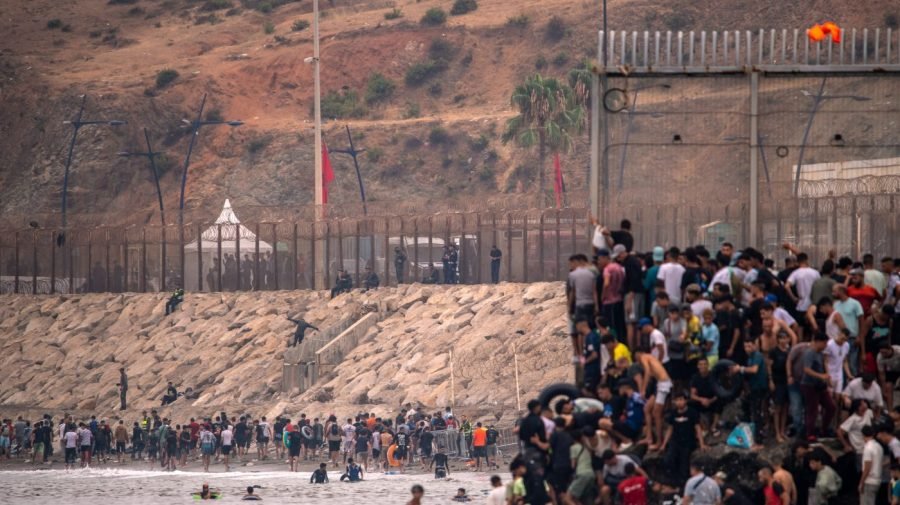 Italy closes air and sea borders, suspends Schengen with Spain over Ceuta migrant crisis