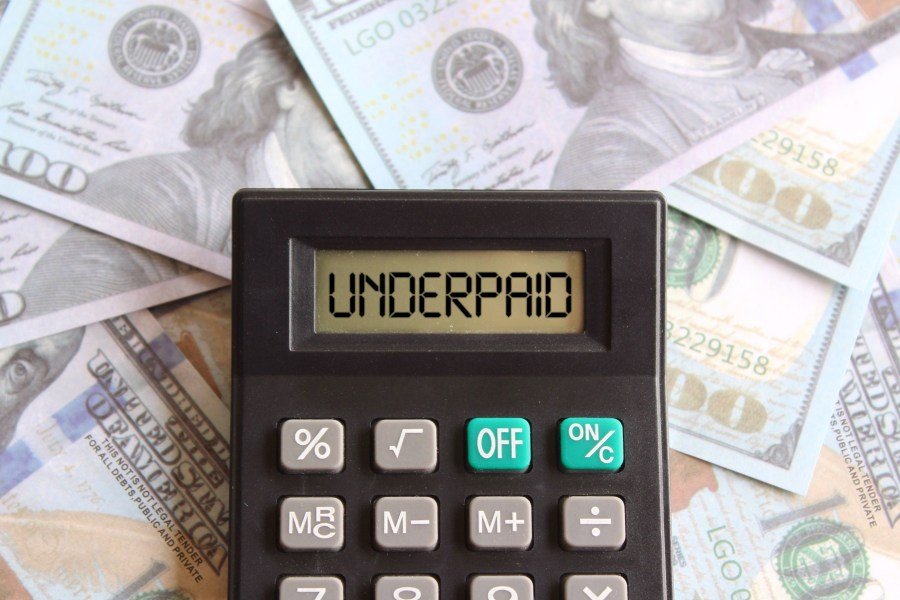 Minimum wage has stagnated for 17 years — it’s time for a pay bump 