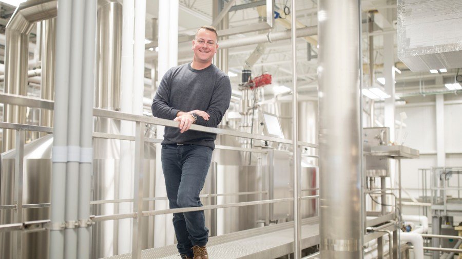 Brewer of Lunch IPA hopes to take Platner’s place in Maine
