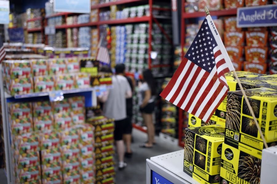 LIST: The stores, restaurants that are open for July 4 this year
