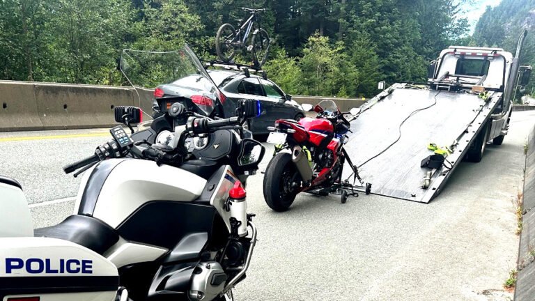 22-Year-Old Caught Doing 177 km/h In An 80 Zone On Her Motorcycle Learner’s Permit