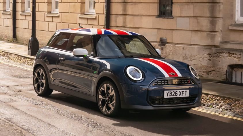 New MINI Cooper Oxford Edition 2026 - pictures