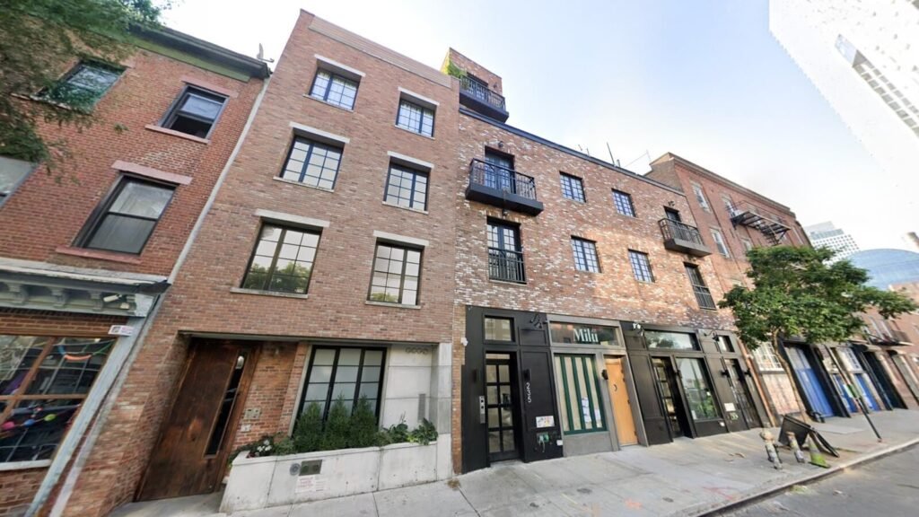 MMCC Arranges $10M Acquisition Loan for Williamsburg Mixed-Use