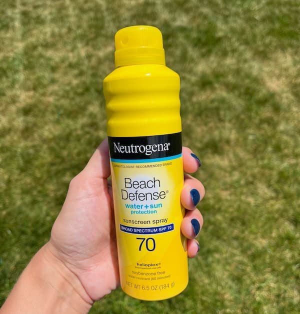 *HOT* Neutrogena Beach Defense Sunscreen Spray only $2.63 shipped, plus more!