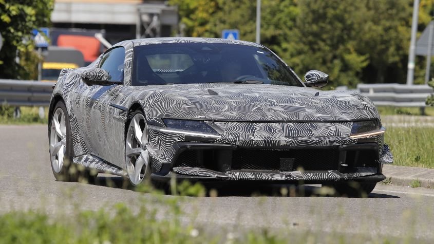 New Ferrari 12Cilindri GTO spy shots - pictures