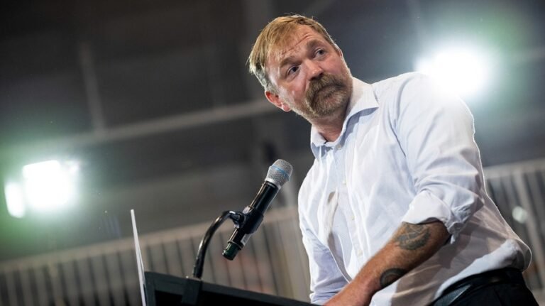 Democrats scramble to save Maine race after Platner implosion