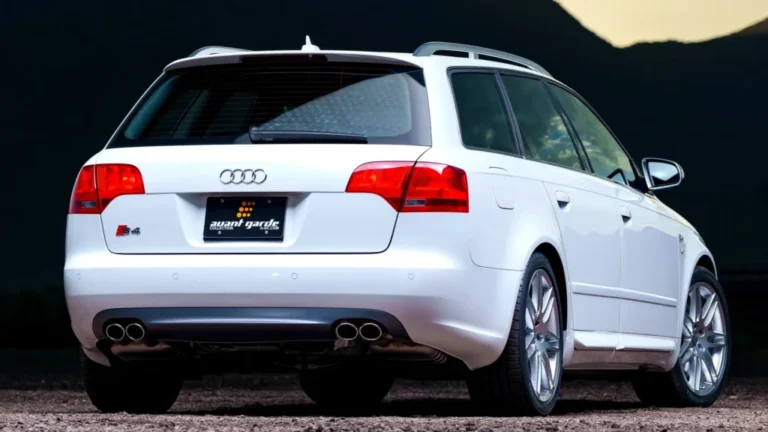 This 3,700-Mile Audi S4 Wagon Has A V8, Three Pedals, And A Catch Every Buyer Inherits