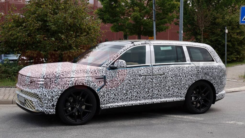Genesis Wants The GV90 To Be Its Rolls-Royce Moment