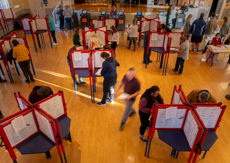 Top Democratic groups recommit to Maine Senate race after Platner drops out