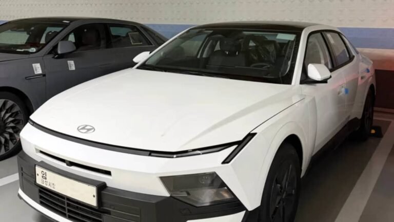 Hyundai’s Cheapest New Elantra Still Gets The Wild New Look