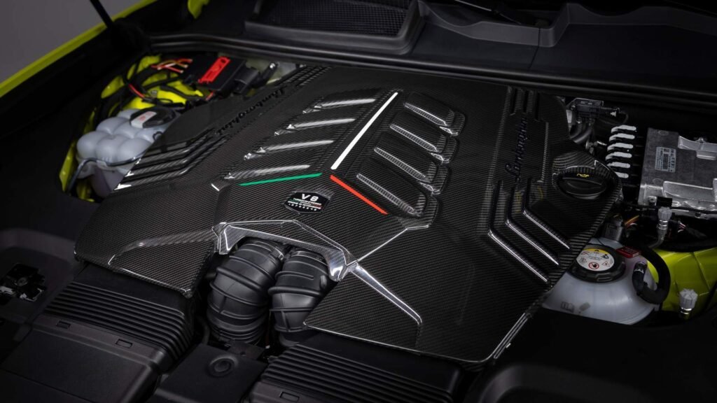 Next-Gen Lamborghini Urus Confirmed, And The Engine That Will Power It