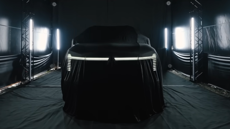 Mitsubishi Quietly Reveals The New Pajero’s Interior For The First Time