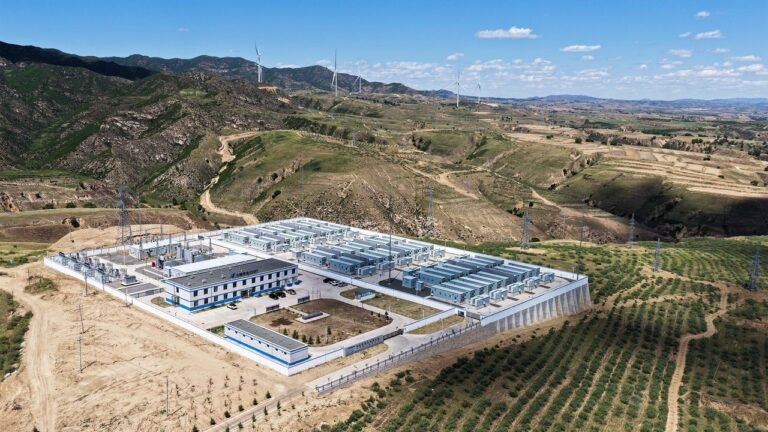How China is powering new data centers with clean energy