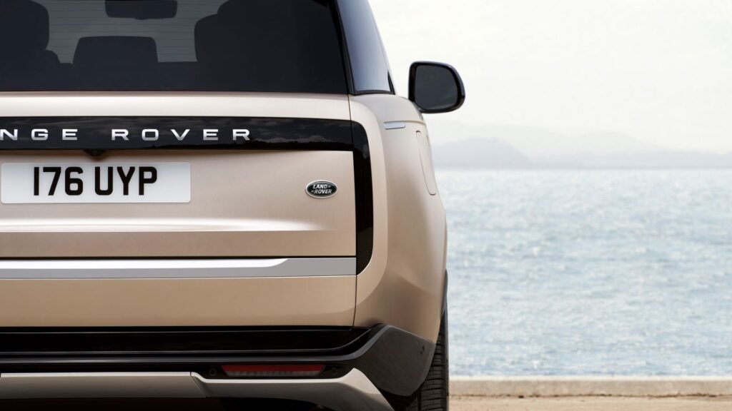 This Loaded 2024 Range Rover Autobiography Lost $56,520 In One Year