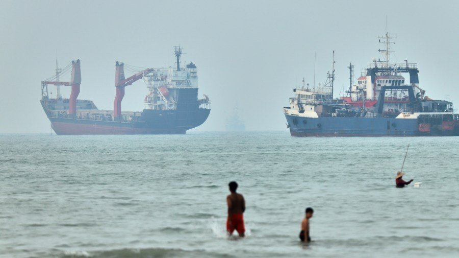 Strait of Hormuz traffic lowest in 5 weeks