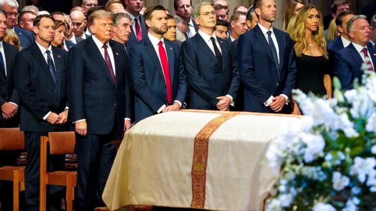Live updates: Trump honors Graham, 'a true American original'; Fauci returns to spotlight with diaries