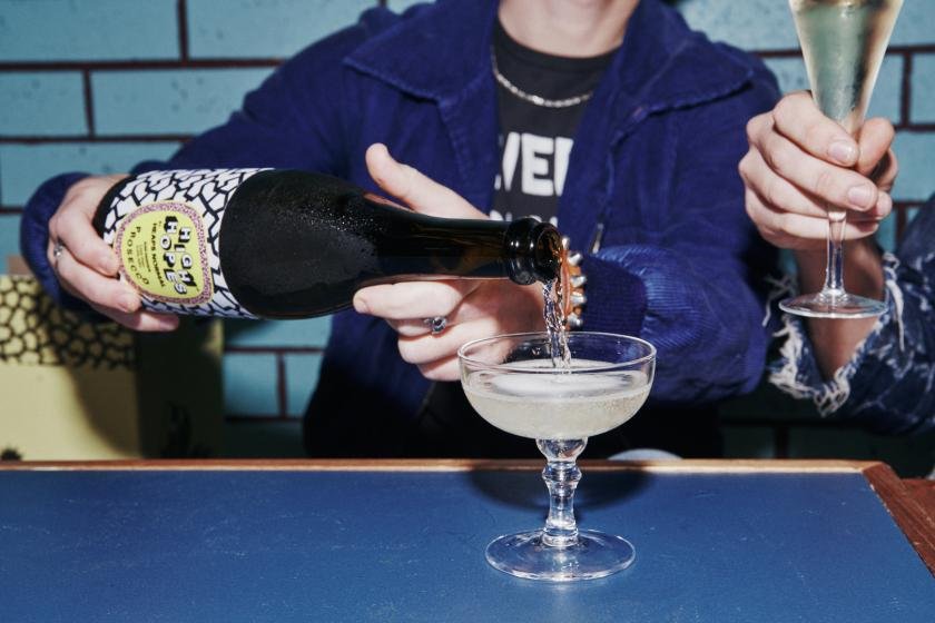 Heaps Normal channels Memphis, Devo and Barbara Kruger for its first non-alc wine