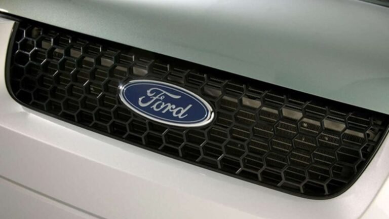 Ford's Next New Vehicle Could Be A Hybrid SUV Cheaper Than Slate