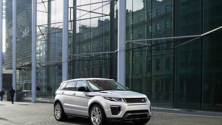 Jaguar Land Rover's Four-Cylinder Ingenium Engine is Still Giving its Maker Headaches