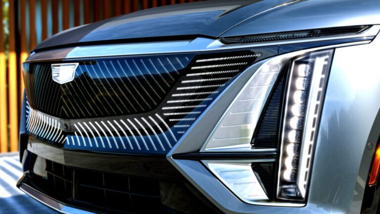 GM To Lay Off Hundreds At Michigan Plant That Was Going To Build EVs