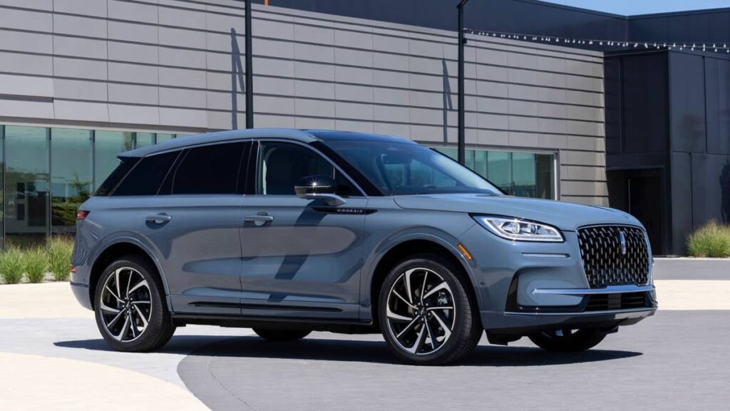 Ford Sued After Lincoln Corsair Manual Got Flat Towing Wrong