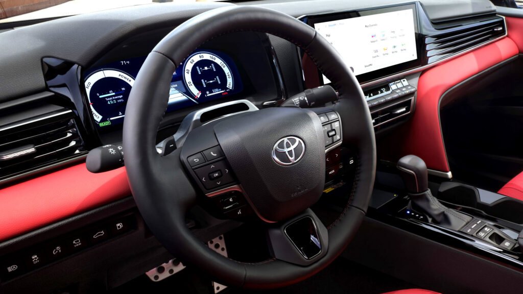 Half A Million Toyota Camrys Can Lose Their Dash, Their Lights, And More At Startup