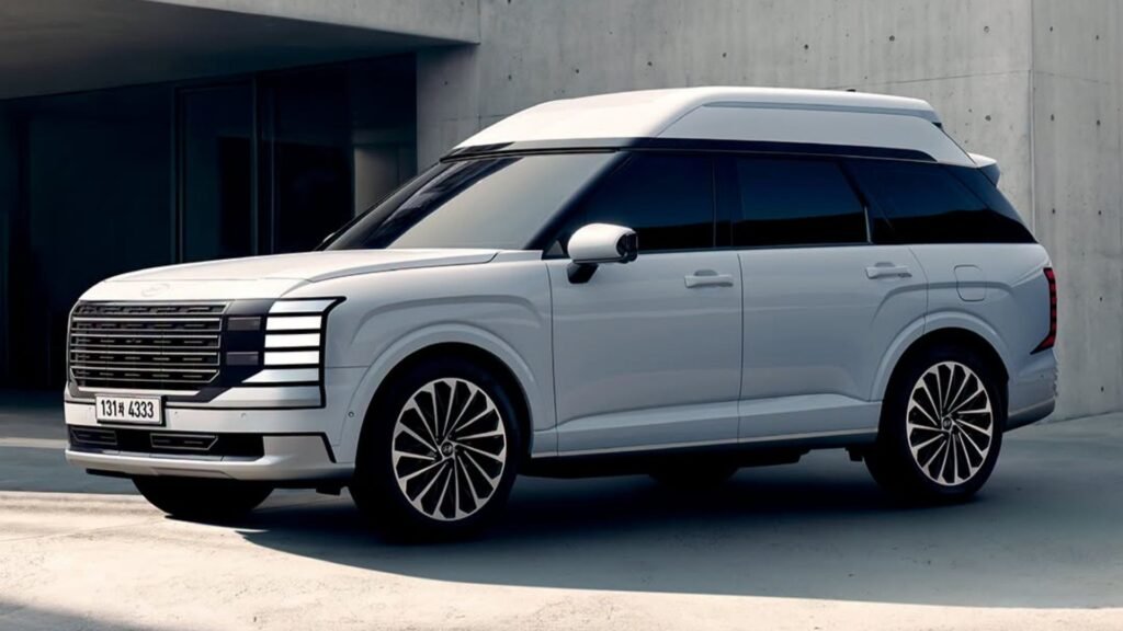 Hyundai's High-Roof Palisade Is Like A Private Jet For The Highway
