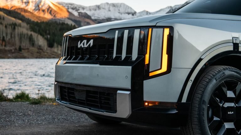 Hyundai And Kia Just Might Take The 3-Row SUV Crown From Ford or GM