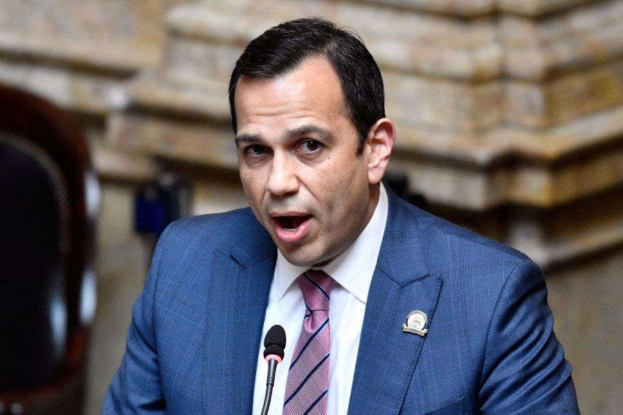 Trump's pick for open House seat in Kentucky scrubs president from campaign website