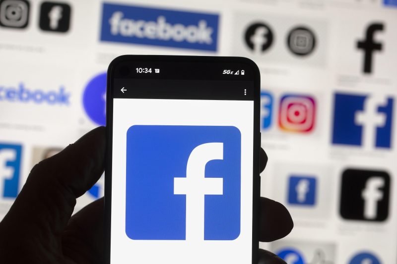 Meta heads back to court for online safety trial