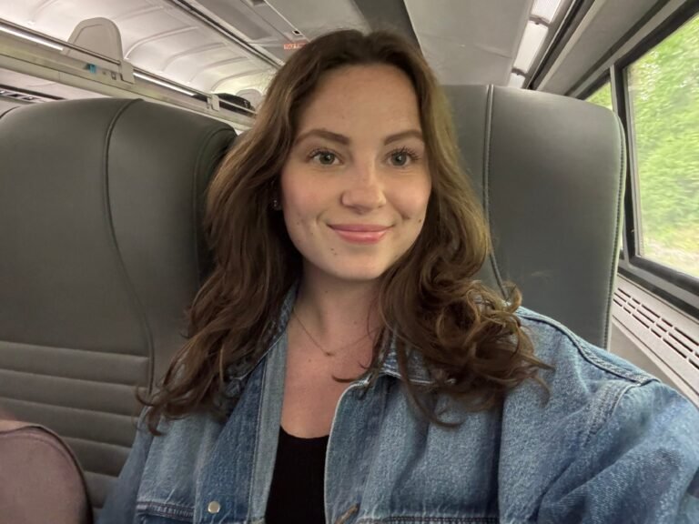 I spent 16 hours on a round-trip Amtrak ride. Here are 7 mistakes I won't make again.