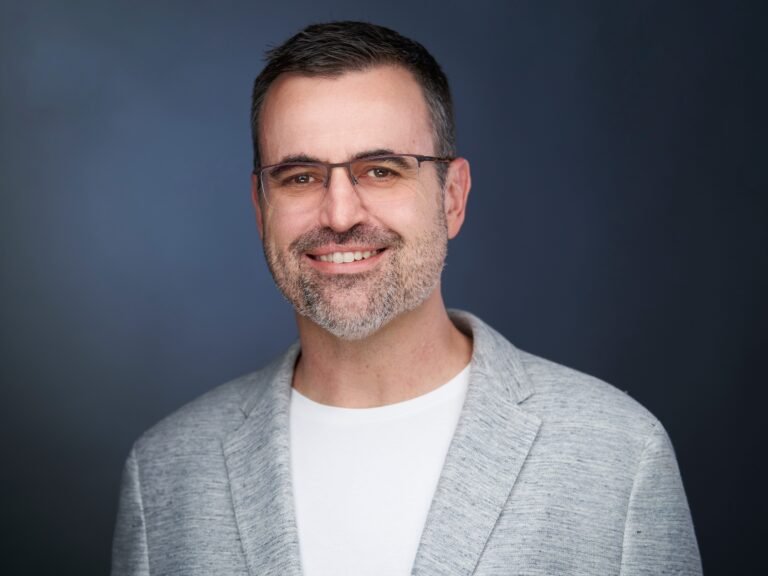 I'm a founder and decadelong Microsoft engineer. Here's who I'd hire to lead the next stage of AI.