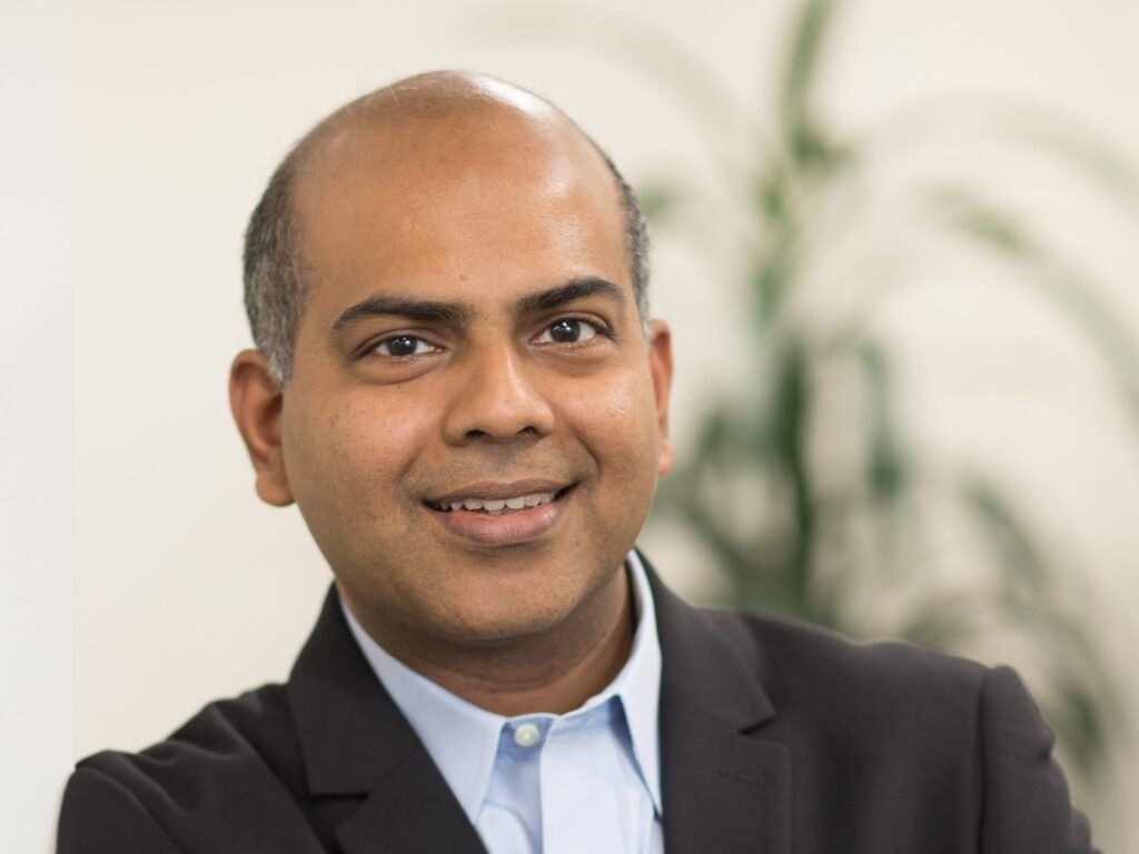 The AI boom has echoes of Enron — but that might be okay, a tech guru says