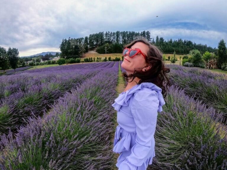 I've solo-traveled to 90 countries. Here are the 5 most beautiful places I've been.