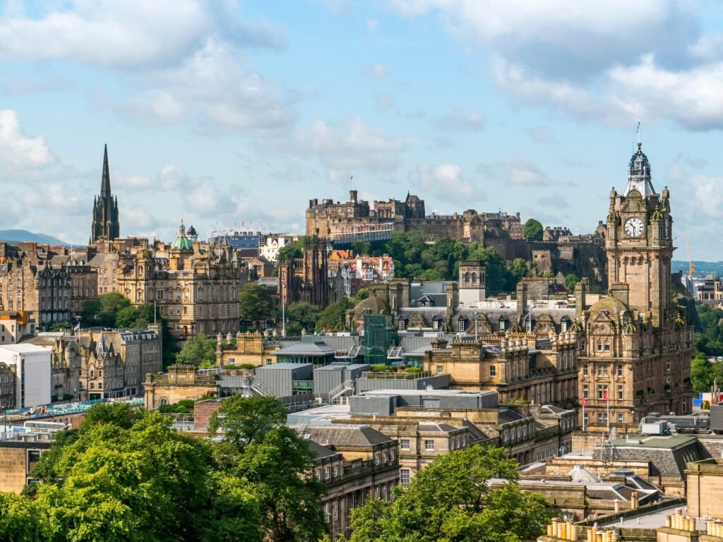 I'm an American living in Edinburgh. Here are 6 of my favorite underrated places to explore.